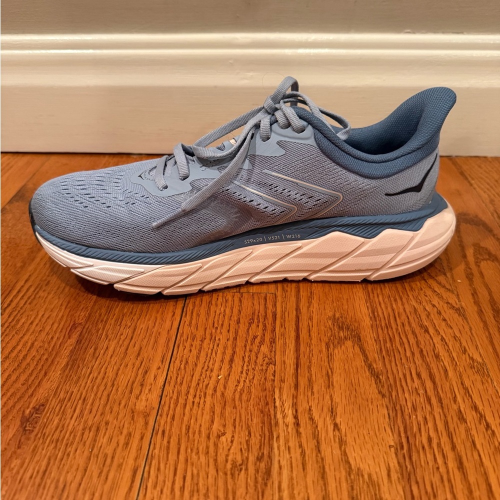 HOKA Arahi 5 Women’s Running Shoes in Blue Fog - Picture 7 of 10